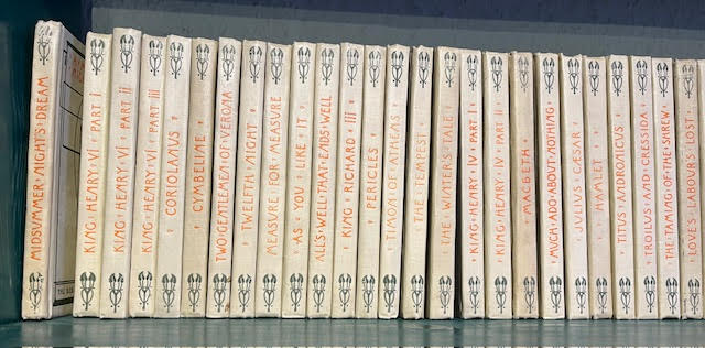 The Works of William Shakespeare [The Red Letter Shakespeare] in